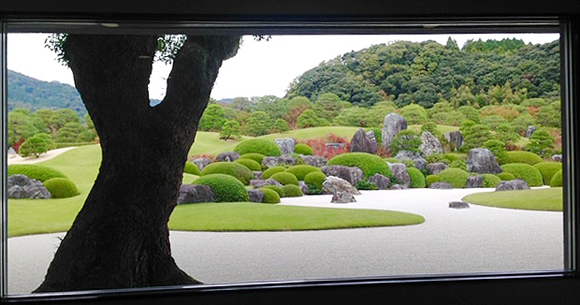 足立美術館の日本庭園